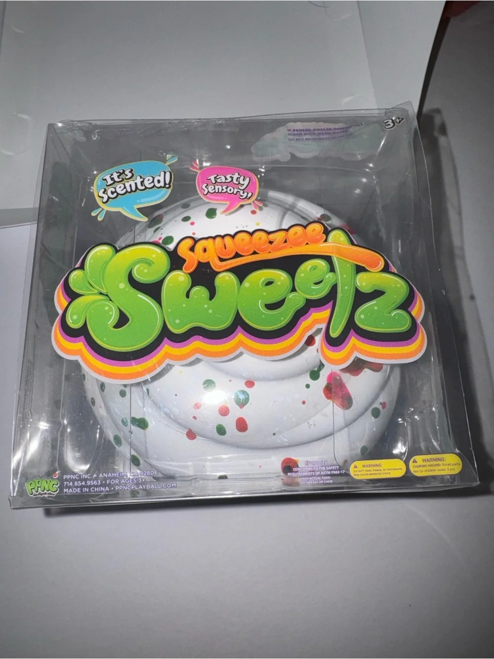 White Scented Squishy Toy -